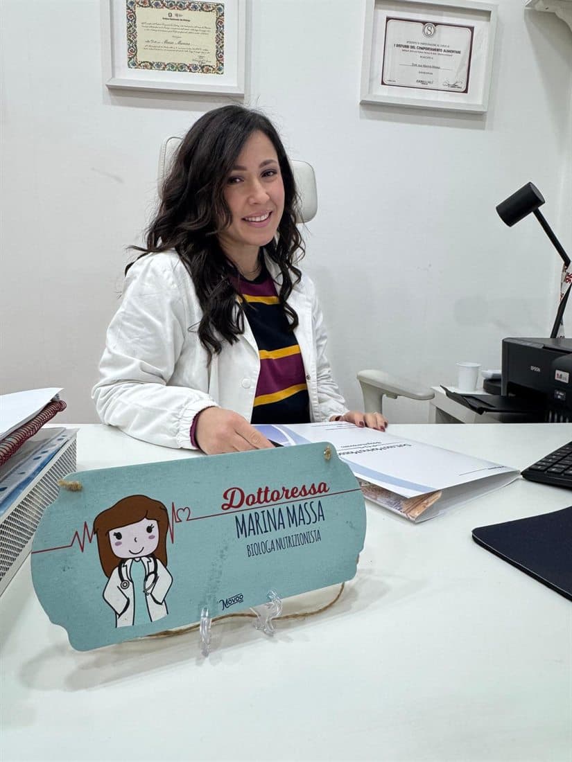 Dott.ssa Marina Massa nel suo studio di nutrizione